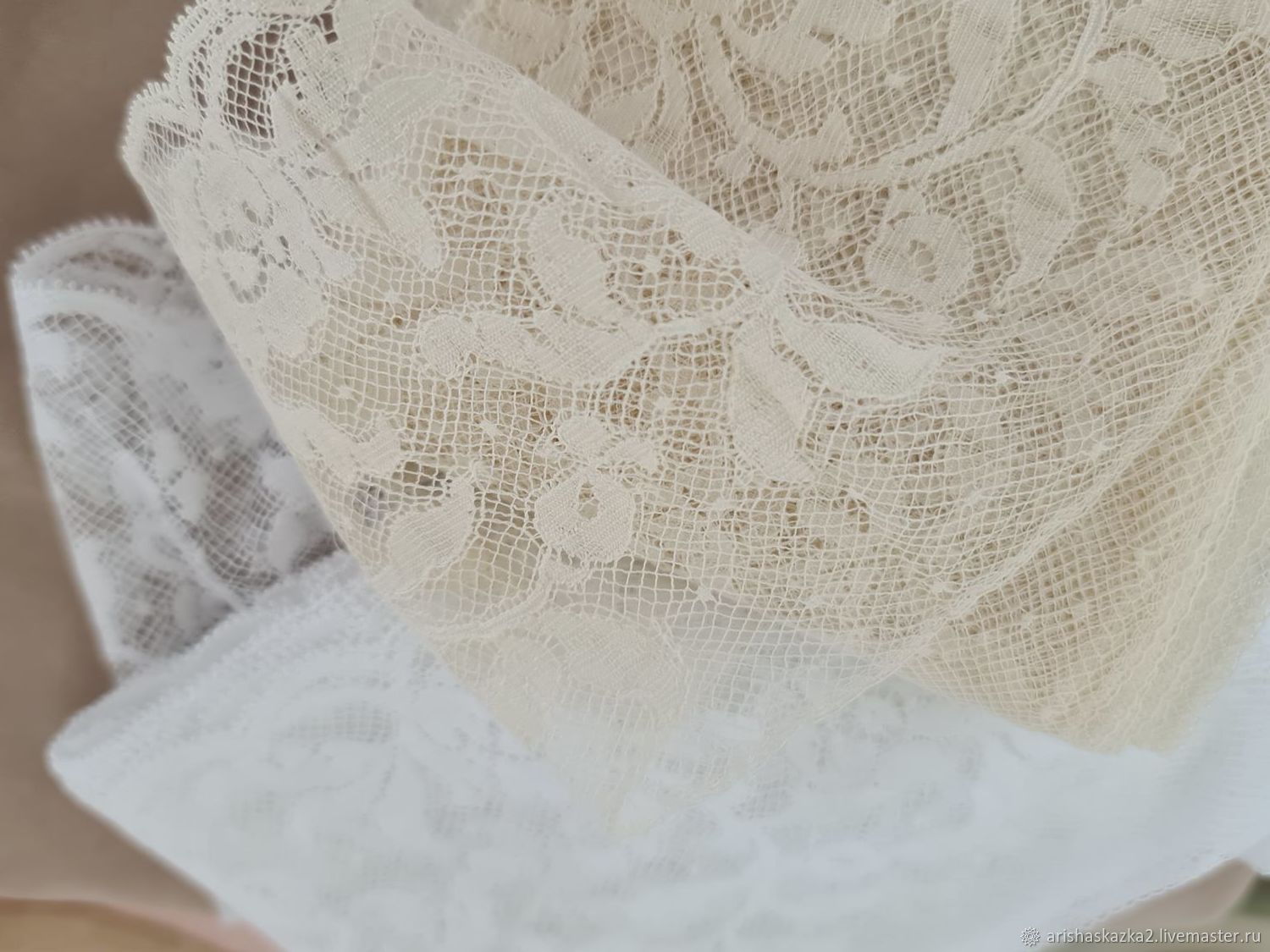 картинка Кружево #407К 10см (белый)французское Валенсье .Кружево винтаж ЦЕНА ЗА ОСТАТОК - 1м + 0.45м от магазина Ариши Рукодельные нежности